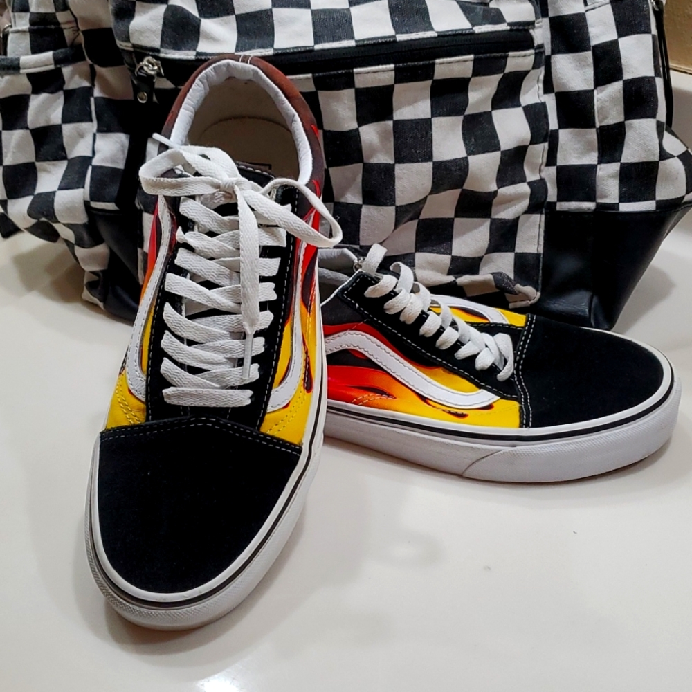 Vans Flame Old Skool Size M 8 W 9.5